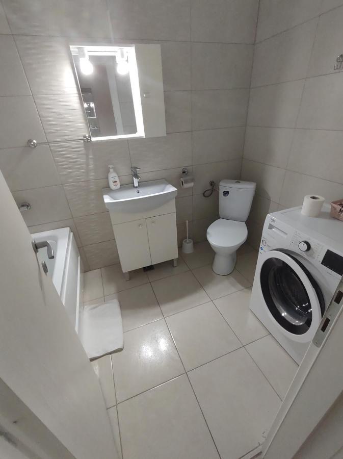 Апартаменты Fundeni - Garsoniere - Langa Spital Бухарест Экстерьер фото